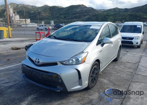 2015 Toyota Prius V Three z USA, uszkodzony, nr VIN JTDZN3EU9FJ022684